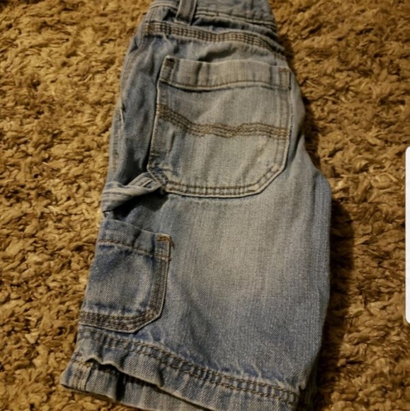 Boys size 8 - Picture 2 of 3